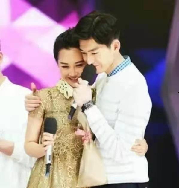 吃瓜娱乐明星头像男,揭秘娱乐圈男星们的吃瓜日常