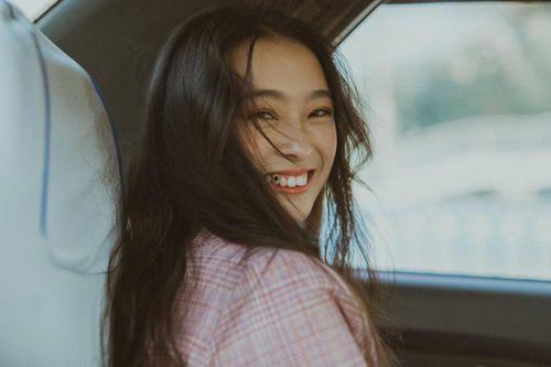 今年娱乐圈吃瓜事件视频,盘点年度爆笑吃瓜瞬间